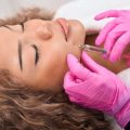 What to Expect During Your First Microdermabrasion Session