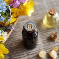 How to Use Essential Oils in Homemade Face Masks: A Complete Guide